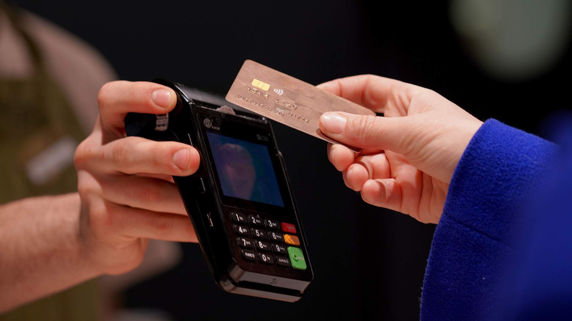 Россияне получили больше кредитных карт с высокими лимитами