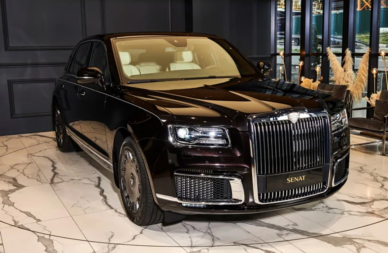 Минпромторг опубликовал список автомобилей для госслужащих