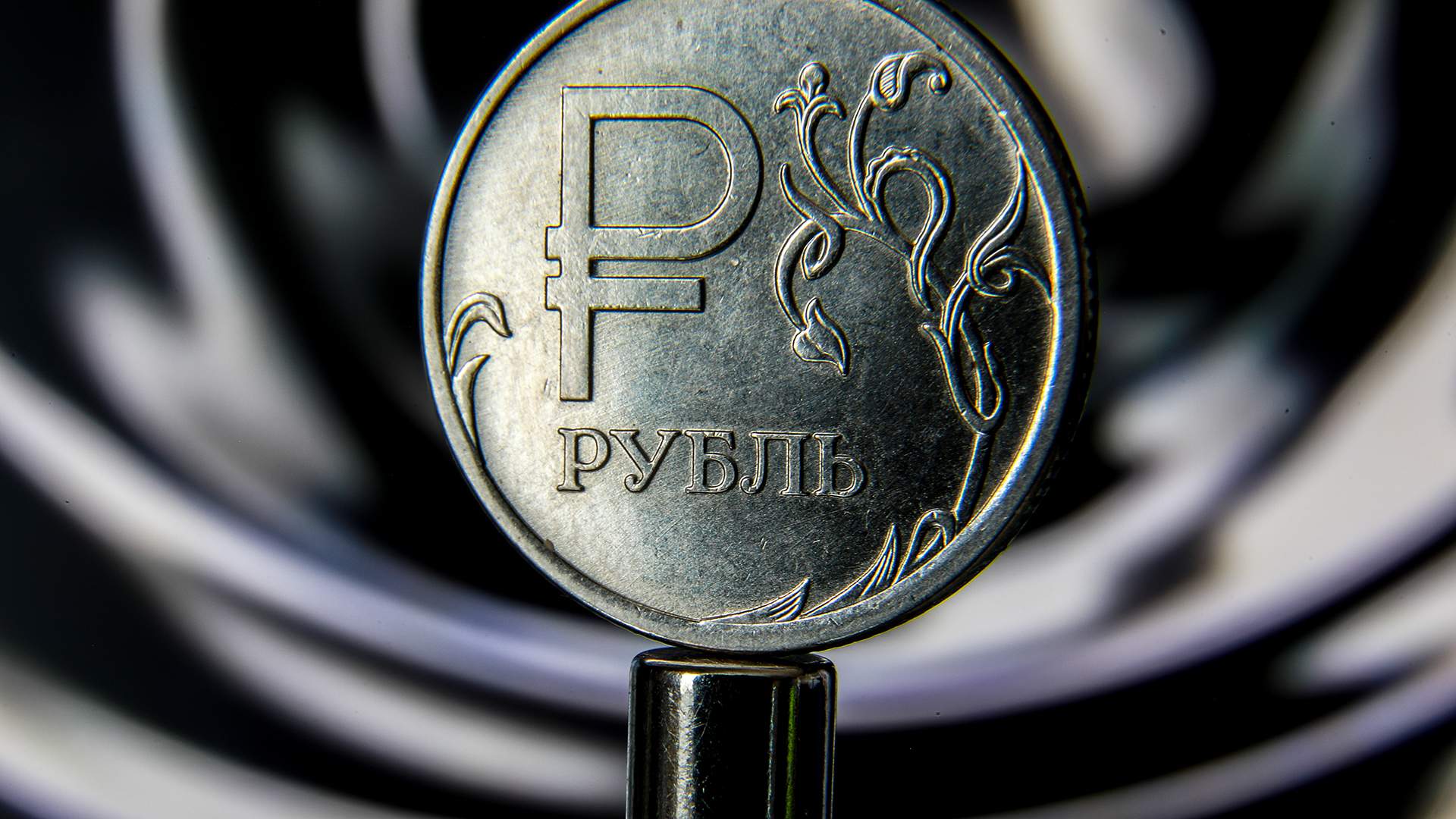 Россия увеличивает долю рубля в торговле со странами СНГ и Китаем