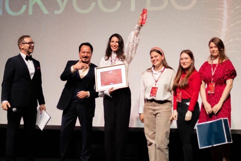 Фильм-призер международных кинофестивалей «Женщины и дороги. Путь к себе. Ладога» показали на выставке-форуме «Россия» на ВДНХ