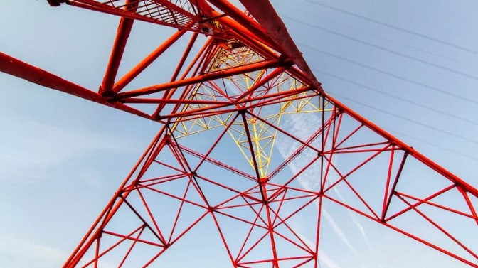 Новый тип маркировочных огней для ЛЭП разработан в России