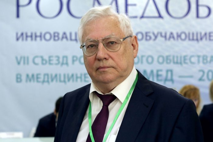 Булат Нигматулин: РФ ушла и оставила газовые рынки Европы Катару