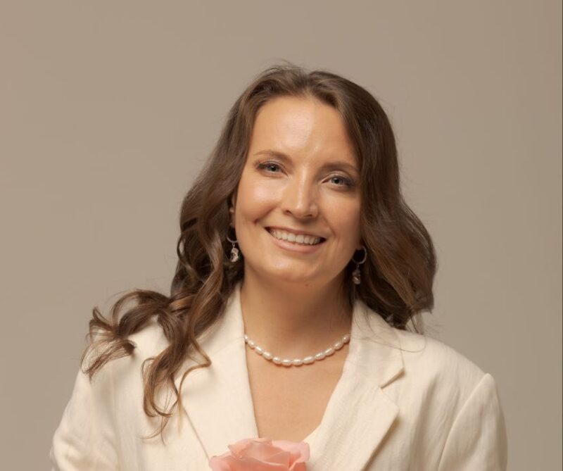 Духовный практик Надя Сок: «Чтобы создать школу Рейки, мне пришлось заново знакомиться с собой»