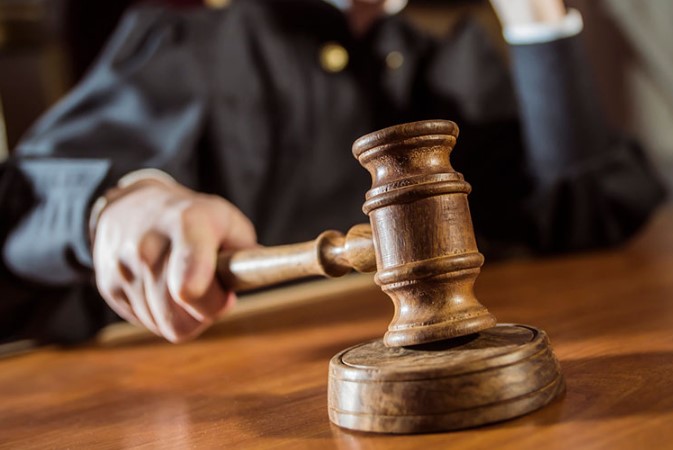 В суде Красноярска начались слушания по делу бывшего председателя правительства