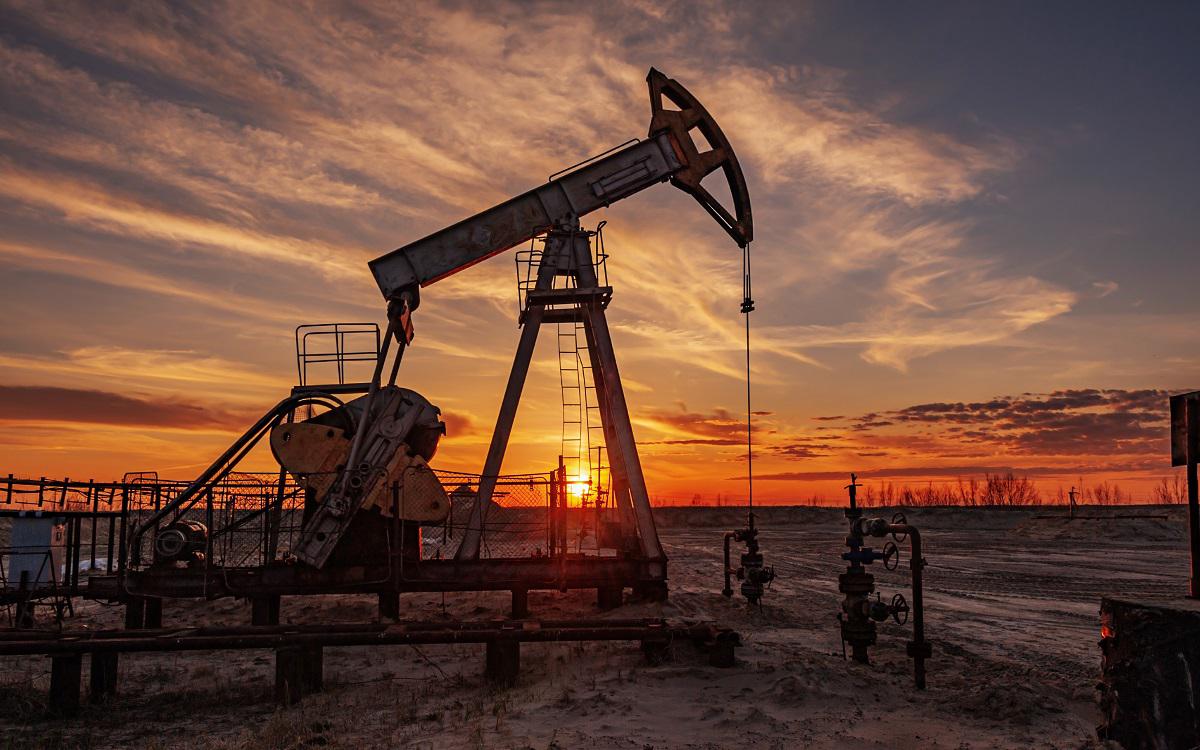 Россия увеличивает экспорт нефти в Китай и Индию, несмотря на санкции и сокращение добычи